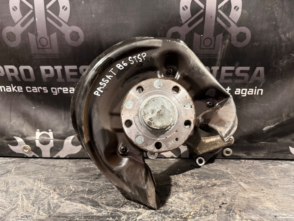 Fuzeta stanga spate Volkswagen Passat B6 - imagine 1