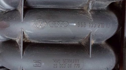 Galerie Admisie Audi A4 2.0 benzina 1998-2004 Cod: 06B133210AJ