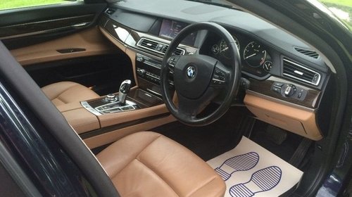 Galerie admisie BMW Seria 7 F01, F02 2011 Berlina 3,0