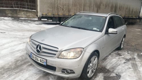 Galerie admisie Mercedes C-CLASS W204 2010 co