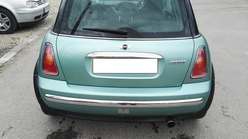 Galerie admisie Mini Cooper 2002 HATCHBACK 1.