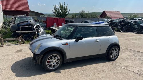 Galerie admisie Mini Cooper 2002 hatchback 1,6 benzina