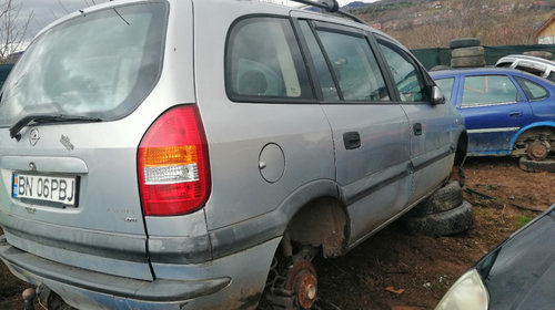 Galerie admisie Opel Zafira 2003 Hatchback 2.