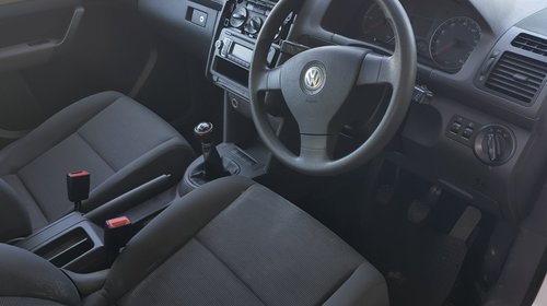 Galerie admisie VW Touran 2008 Monovolum 1.9