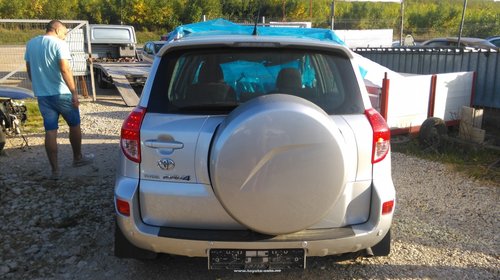 Galerie evacuare Toyota Rav 4 2.0 D4 2007