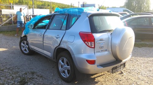 Galerie evacuare Toyota Rav 4 2.0 D4 2007