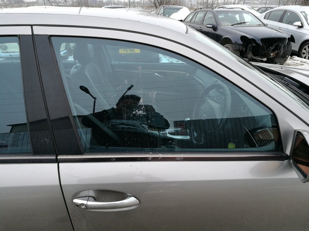 Geam dreapta fata Mercedes E class w211 Avantgarde