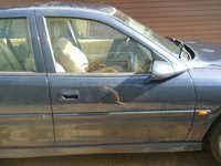 Geam dreapta fata Opel Vectra B an 2000