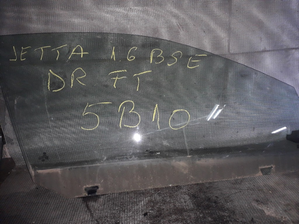 Geam Dreapta Fata VW Jetta 1.6mpi tip mo