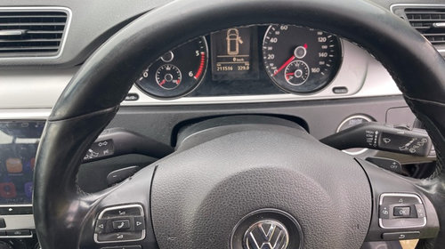 Geam fix caroserie spate stanga Volkswagen VW Passat B7 [2010 - 2015] Variant wagon 5-usi 2.0 TDI (140 hp)