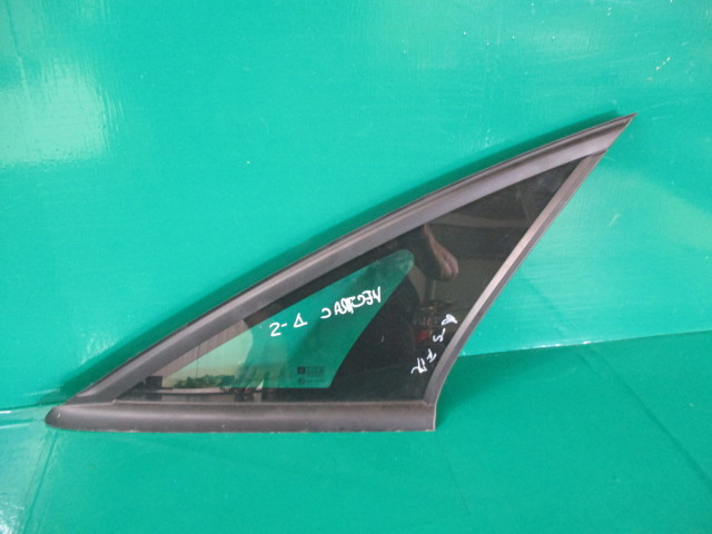 GEAM FIX / COLT DREAPTA SPATE OPEL VECTRA C FAB. 2002 – 2009 ⭐⭐⭐⭐⭐