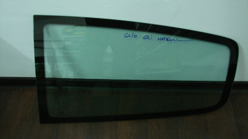 Geam stanga spate Renault Clio 2 [1998 - 2005