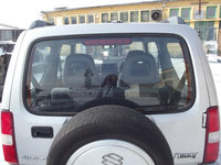 Geam Suzuki Jimny lateral usa parbriz luneta dezmembrez suzuki Jimny