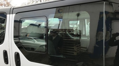 Geam usa culisanta Renault Trafic / Opel Viva