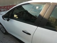 Geam Usa Fata/ Spate Stanga/Dreapta Renault Clio 4 Detalii la telefon !
