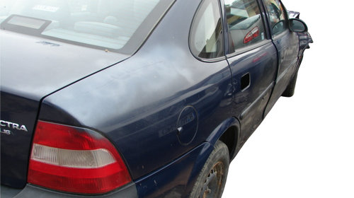 Geam usa spate dreapta Opel Vectra B [1995 - 1999] Sedan 4-usi 1.6 MT (101 hp) (36_) 1.6 16V