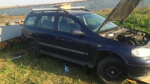 Geam usa triunghi fix opel astra g caravan br