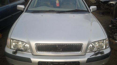 Geamuri volvo s40