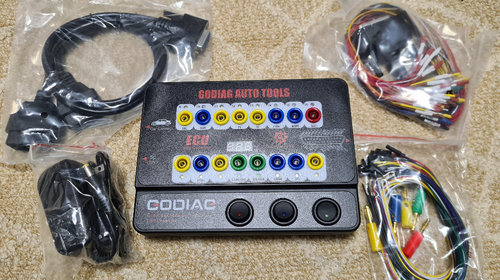 GODIAG GT100 AUTO TOOLS OBD II Break Out Box 