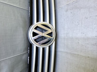 Grilă radiator - Culoare: Gri - Volkswagen Polo 3 generation [restyling] [2000 - 2002] Hatchback 5-doors 1.4 MT (60 hp)