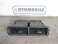 Grila aer bord centrala Audi A4 B7 2004-2008: 8E0820951H