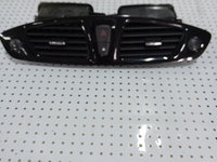 GRILA AER BORD CENTRALA RENAULT MEGANE SCENIC 3 1.5 dci 81KW E5 682600031R