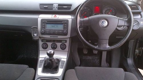 Grila aer bord centrala VW PASSAT B6 3C 1.9 T
