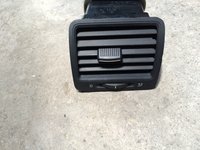 Grila aer bord dreapta VW Golf 5