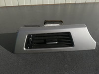 Grila aer bord stanga BMW E90 an 2005 2006 2007 cod 6922633.0