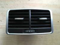 Grila aer cotiera Audi A6 (4F2, C6) cod: 4F0819203C