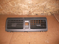 Grila aer, ventilatie bord centrala Suzuki Swift, 73610-62J00, an 2004-2010