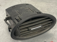 Grila aerisire / ventilatie bord centru dreapta A1688300754 A 168 830 07 54 Mercedes-Benz A-Class W168 [1997 - 2001] Hatchback