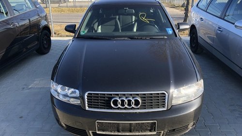 Grila bara fata Audi A4 B6 2004 S-LINE 1,9 tdi BKE S-LINE