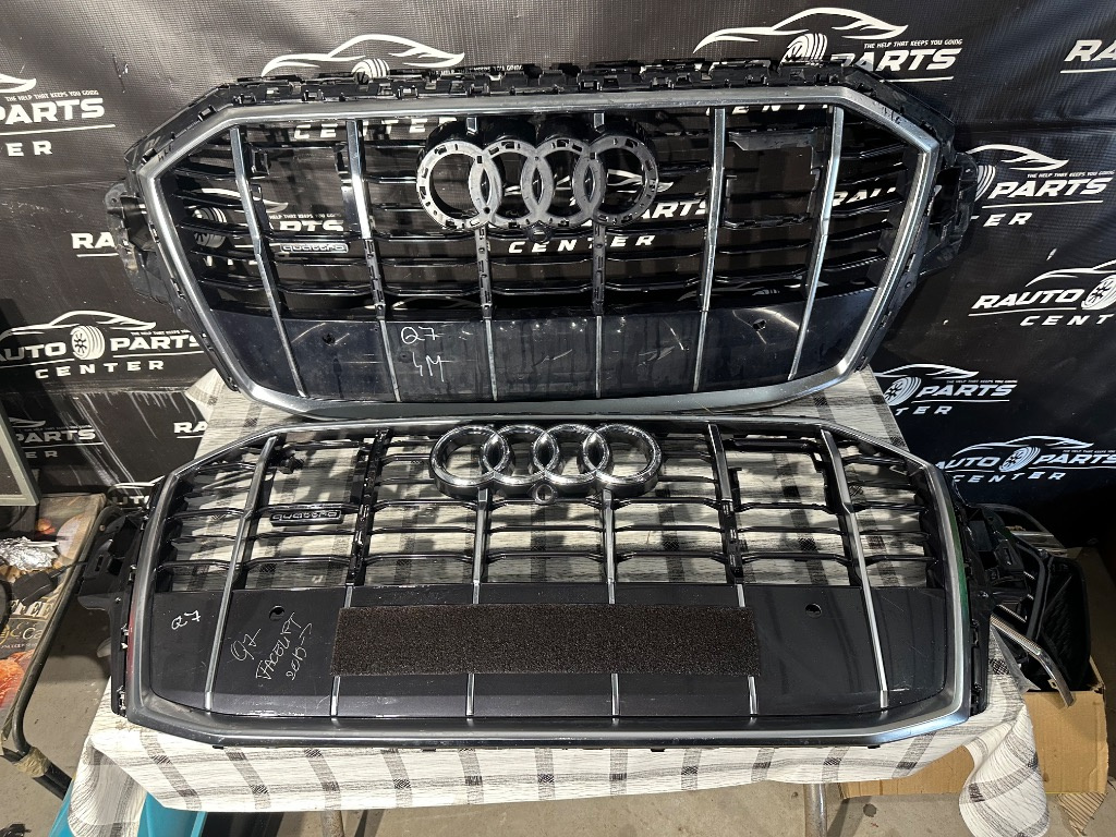 Grila bara fata Audi Q7 FACELIFT 2019/2020/2021/2022 model cu camera