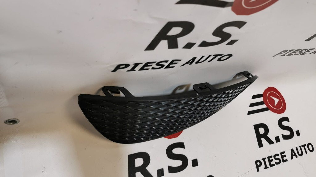 Grila bara fata (BASE-LINE) MERCEDES C C