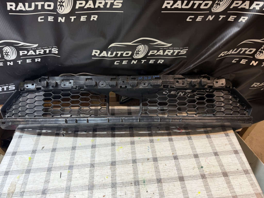 Grila bara fata inferioara Audi Q5 8MA 2024/2025/2026