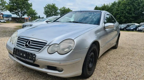 Grila bara fata Mercedes C-Class W203 2002 Hatchback Coupe