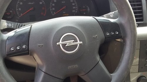 Grila bara fata Opel Vectra C 2002 berlina 1.8 benzina