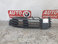 GRILA BARA FATA (STANGA) VOLKSWAGEN PASSAT B5.5 2002 OEM:3B0853665H.