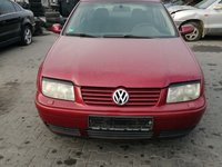 Grila bara fata Volkswagen Bora 2000 LIMUZINA 1595