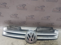 Grila bara fata Volkswagen Golf 5 2008, MIC DEFECT / 1K0853655A