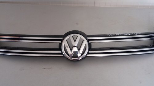 Grila bara fata Volkswagen Tiguan 2011- 2015
