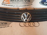 Grila bara fata Vw Passat B5, an 1996-2000, cod 3B0853653C