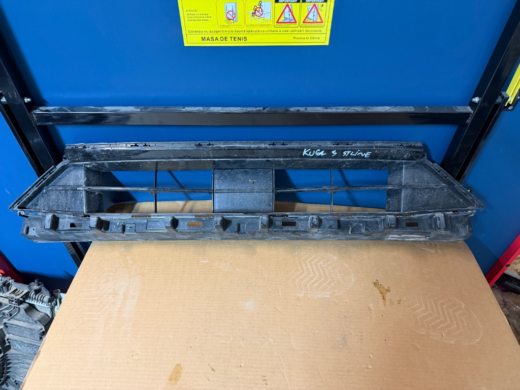 Grila bara inferioara Ford Kuga MK3 St-Line 2019/2020/2021/2022/2023