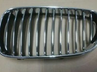 Grila BMW SERIES 1 (E81/87) 3/5D 04-11 BMW SERIES 1 (E82/88) COUPE/CABRIO 07-13 cod 51137179655 / 51137179656