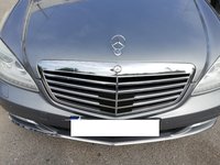 Grila capota MERCEDES S221 W221 FACELIFT distronic