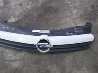 Grila Capota Motor Opel Astra H(2004-2010)