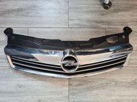 Grila capota radiatoare centrala crom Opel Astra H facelift