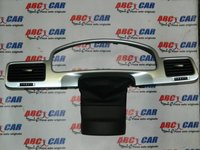 Grila ceasuri bord VW Touareg 7P cod: 7P1819728A model 2014