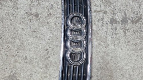 Grila centrala Audi A6 C5 1998-2005 cod grila originala bara fata grila radiator 4B0853651A